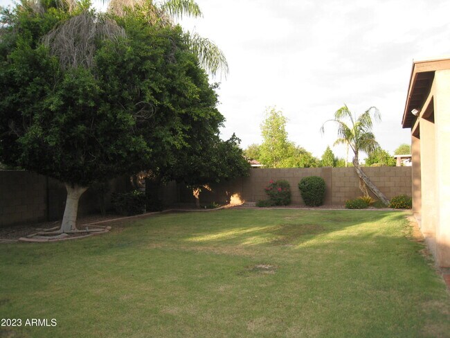 Building Photo - 5432 W Mercury Way