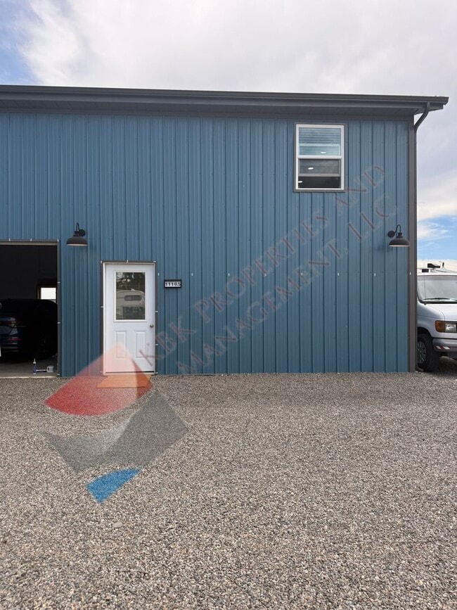 Building Photo - 1110.5 Alamosa Ave