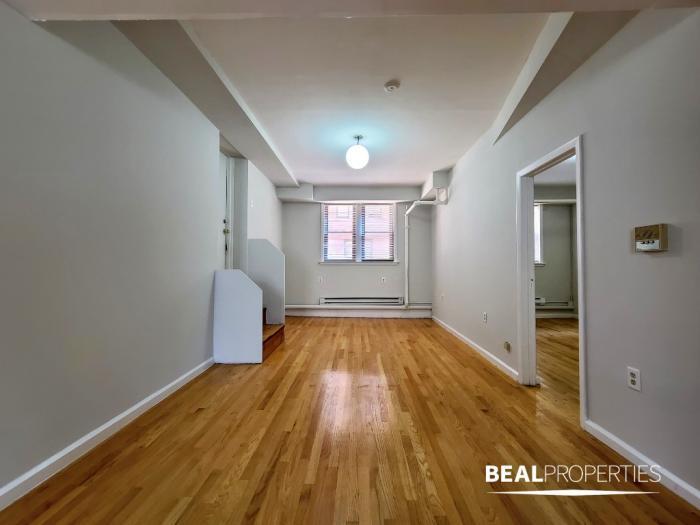 Foto principal - 1 bedroom in CHICAGO IL 60613