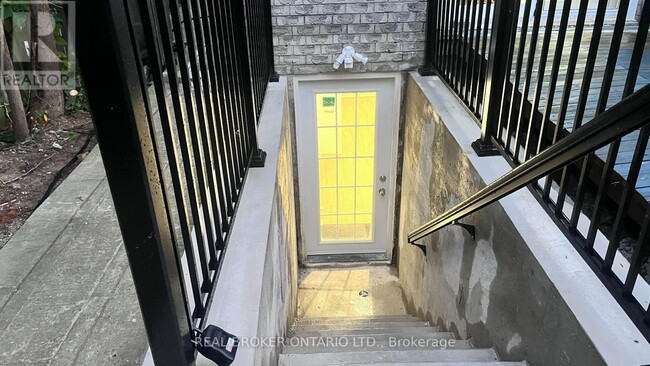 Photo du bâtiment - 8 Rainsford Rd