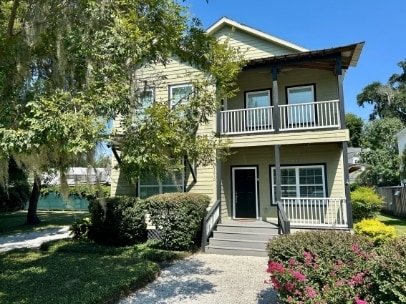 Primary Photo - 3210 Robertson Ave