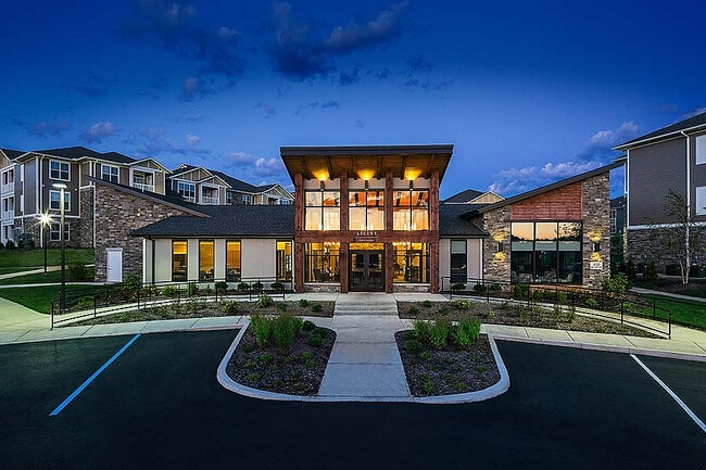 Building Photo - Ascent 430