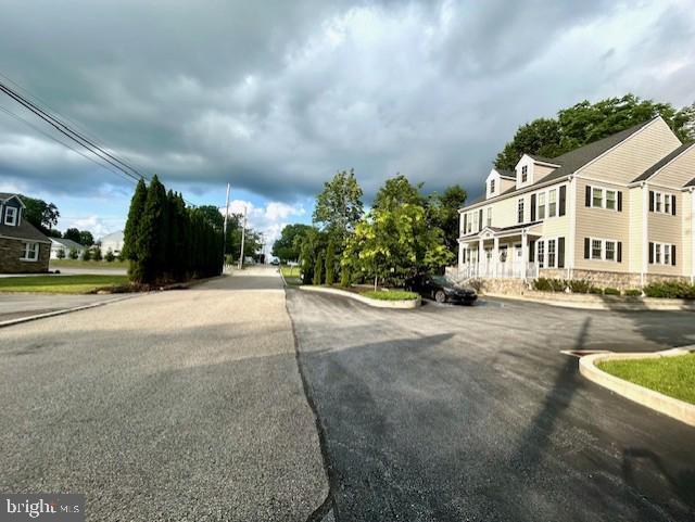 Foto del edificio - 34 Reese Ave