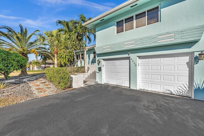 Foto del edificio - 3450 NE 19th Ave