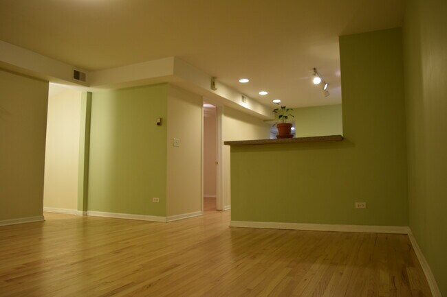 Living Room 2 - 1528 W Diversey Pky