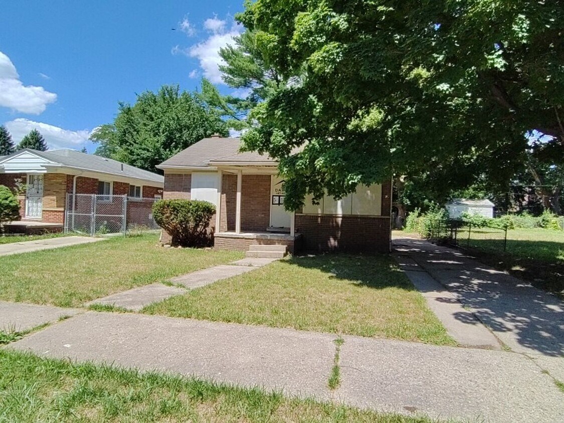 Primary Photo - 2 bedroom 1 Bath Brick Ranch - Now Available!