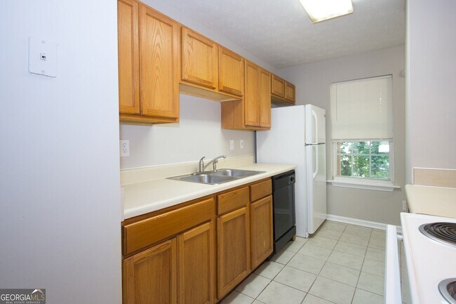 Foto del edificio - 1687 Cannonball Ct NW