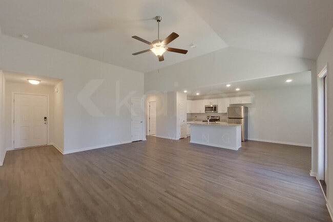 Building Photo - 124 Mountain Holly Rd