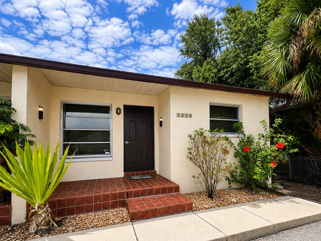 Foto del edificio - 3233 Edgewood Ave