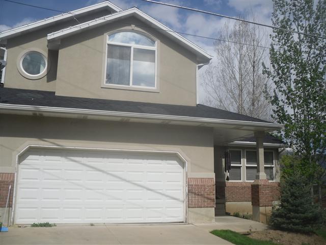 Building Photo - 5930 Highland Dr