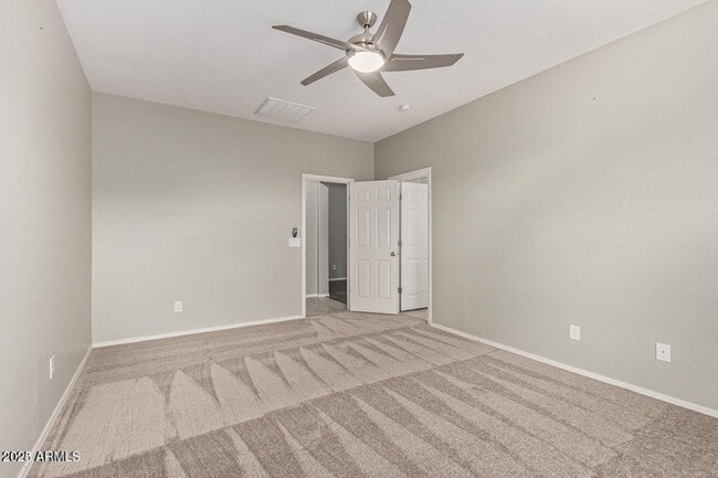 Foto del edificio - 15064 W Westview Dr