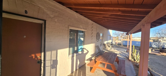 Foto del edificio - 6417 East Ct