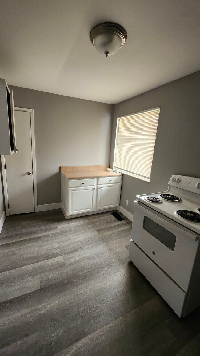 Foto del edificio - 7848 Glenorchard Dr