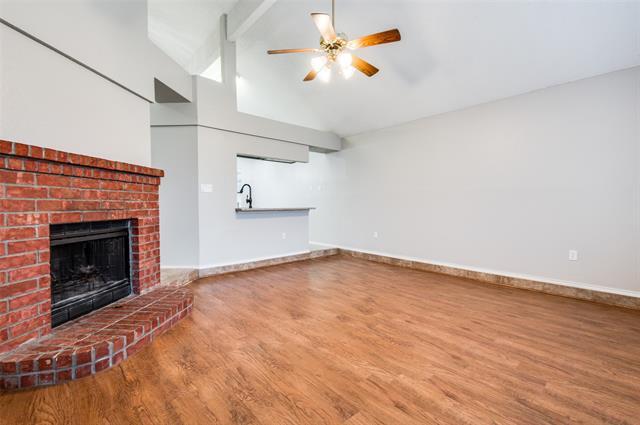 Foto del edificio - 2117 Larkspur St