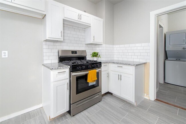 Foto del edificio - 1008 NW 45th St