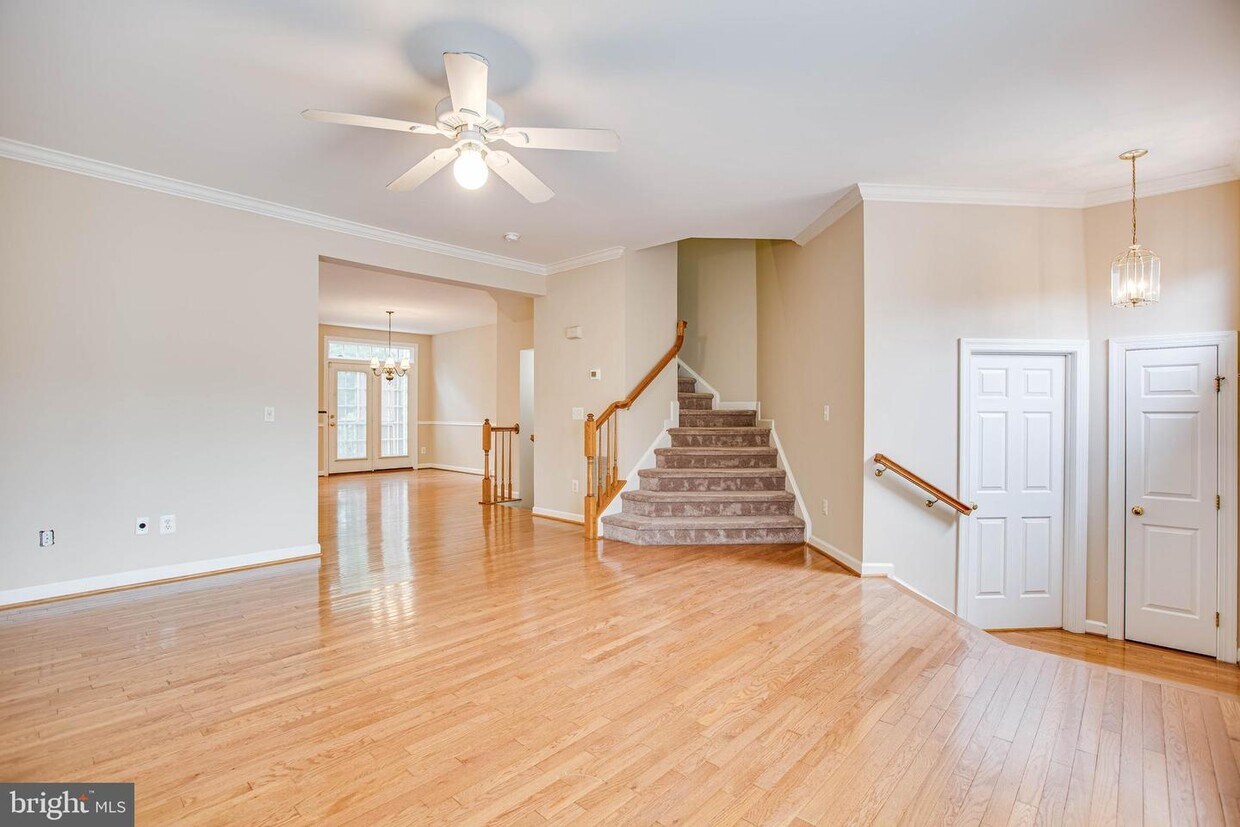 14399-fowlers-mill-dr-gainesville-va-20155-townhome-rentals-in