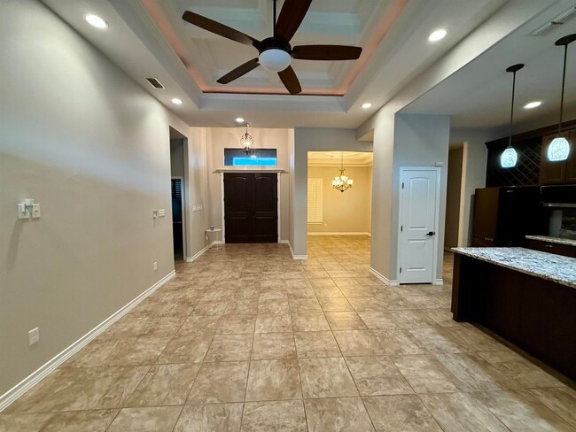 Foto del edificio - 216 Canyon Oak Dr