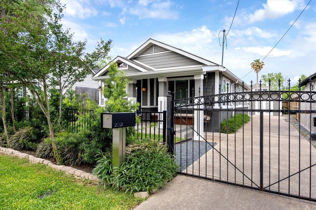 Foto principal - 2028 Gostick St