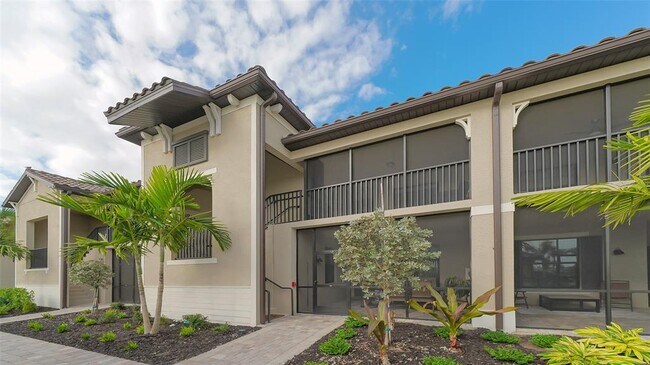 Building Photo - 5684 Palmer Cir