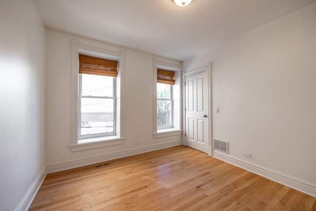 Building Photo - 1820 S Throop St