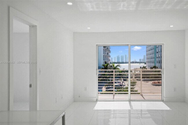 Foto del edificio - 1245 West Ave