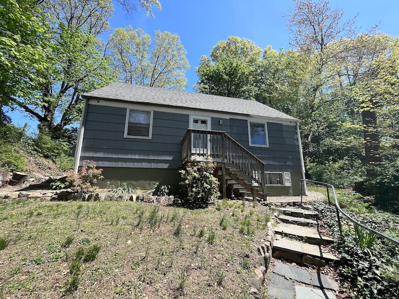 Photo - 3 Tryon Road Unit