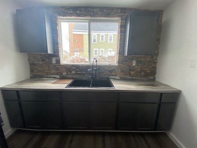 Foto principal - 414 7th St