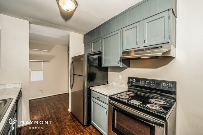 Foto del edificio - 575 Westland Ln