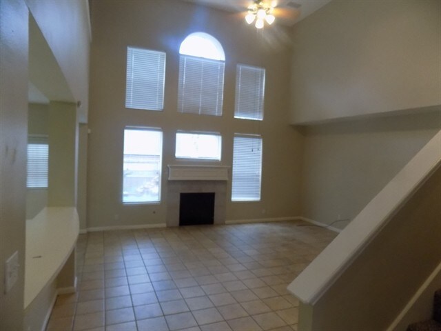 Building Photo - 23014 Eastgate Village Drive