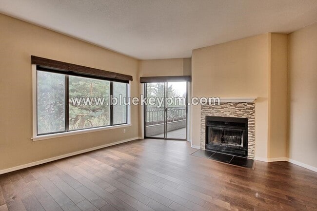Building Photo - 1320 SW Hall St