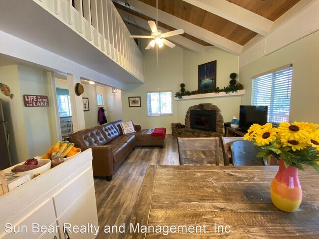 Building Photo - 3 br, 2 bath House - 1348 Tirol