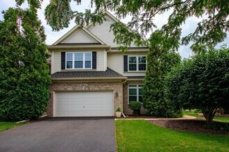 Building Photo - 24813 Ironwood Ct