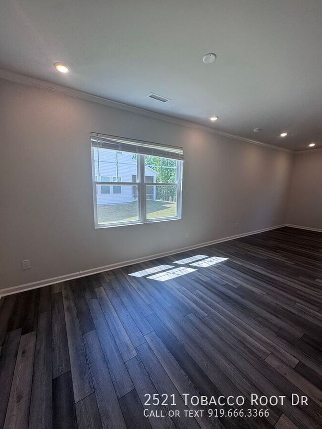 Foto del edificio - 2521 Tobacco Root Dr