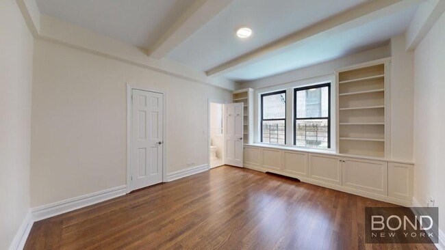 Foto del edificio - 111 E 80th St