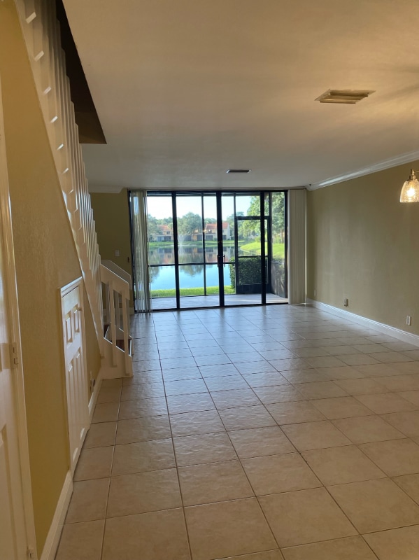 Foto del edificio - 3702 Coral Tree Cir