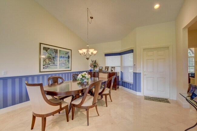 Building Photo - 7124 Ashford Ln