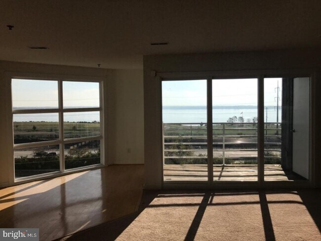 Foto del edificio - 5215 Le Parc Dr