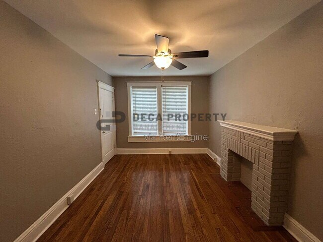 Foto del edificio - 6822 Waldemar Ave