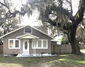 Building Photo - 2216 W Woodlawn Ave