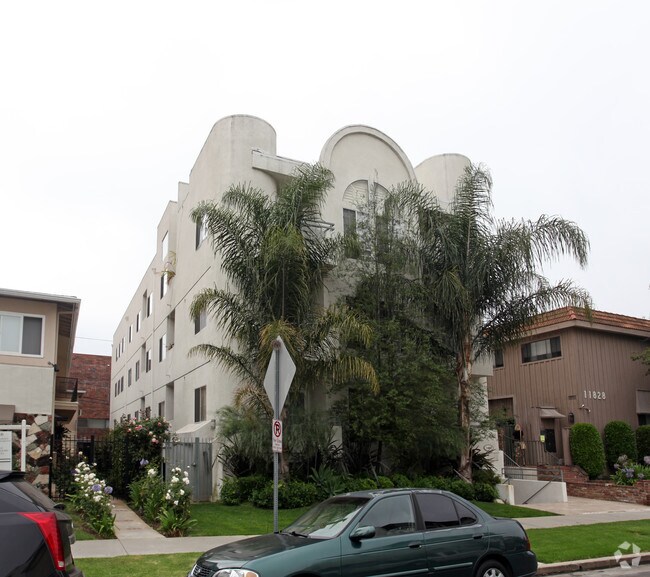 Foto principal - 11822 Goshen Ave