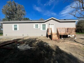 Building Photo - 2631 Olive Ave