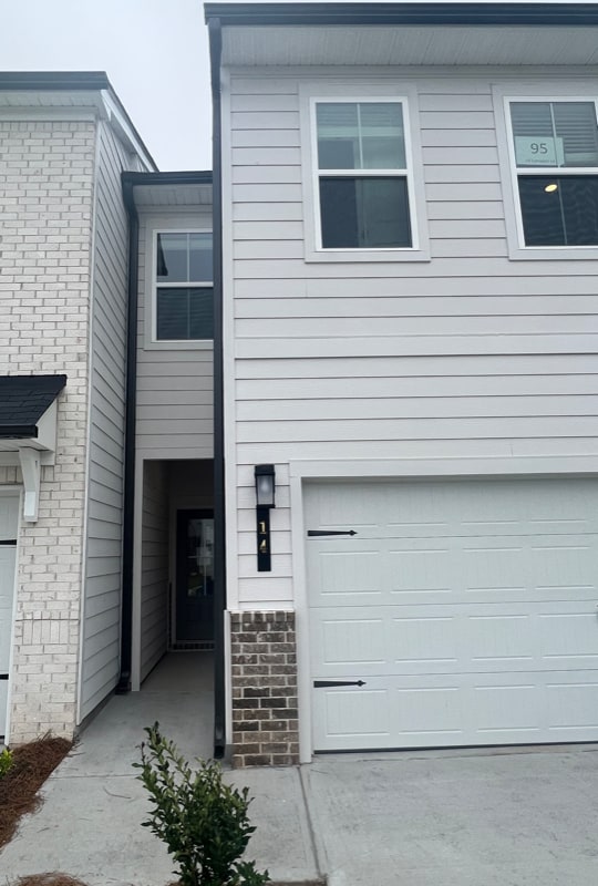 Building Photo - 14 Lumpkin Ln