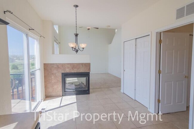 Photo - 1982 Meadowbrook Parkway House