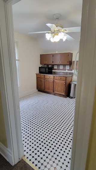 Kitchen Entry - 136 1st St