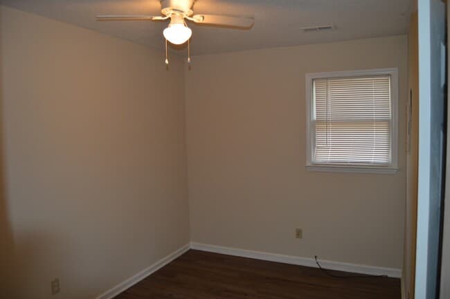 Building Photo - 311 Vance St