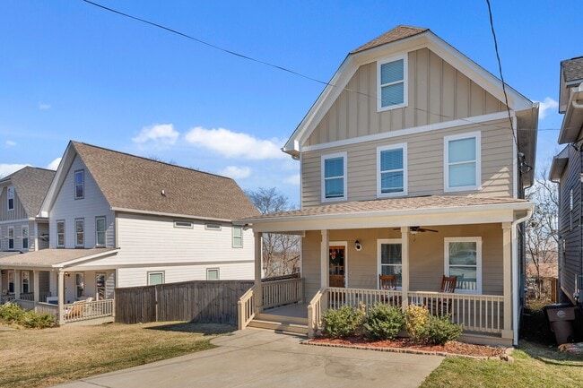 Building Photo - 3206 Anderson Pl