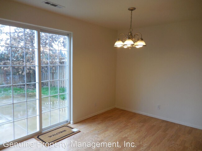 Building Photo - 3 br, 2 bath House - 2118 Lara Lane