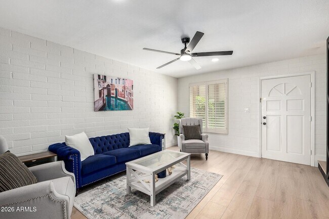 Foto del edificio - 4848 N Woodmere Fairway
