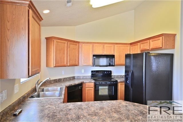Building Photo - 3956 W Romney Park Dr