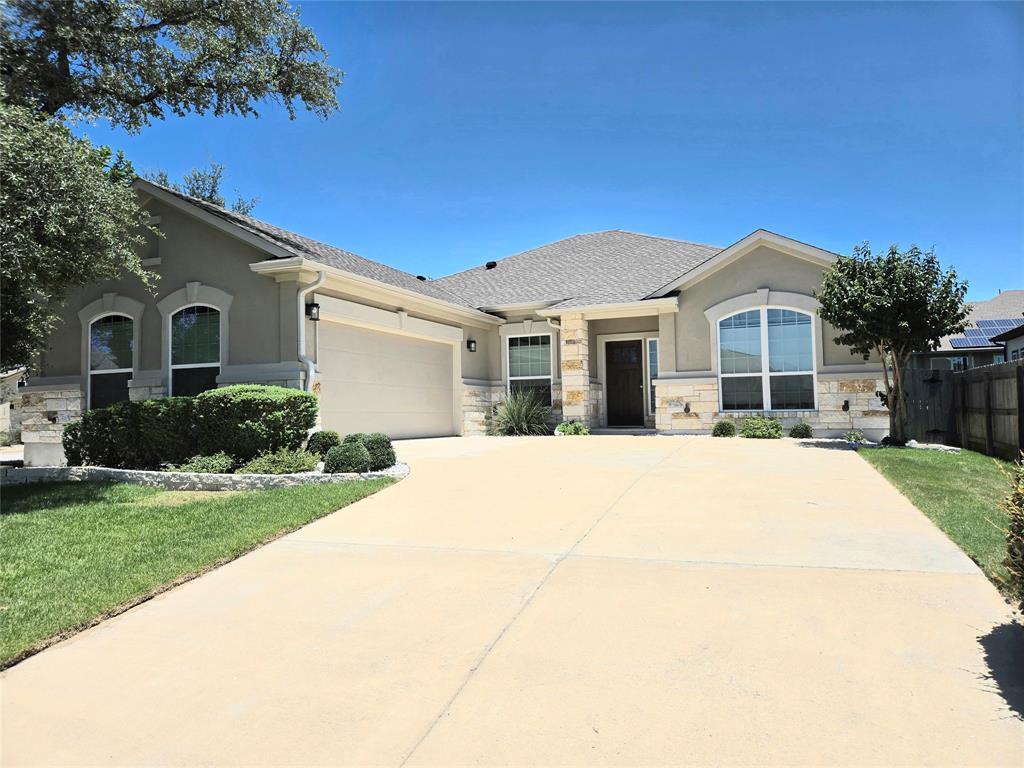 Foto principal - 16500 Summery St